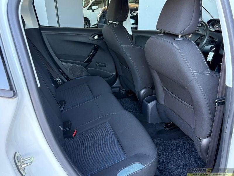 Peugeot 208 1.4 HDi 68 CV 5 porte Allure