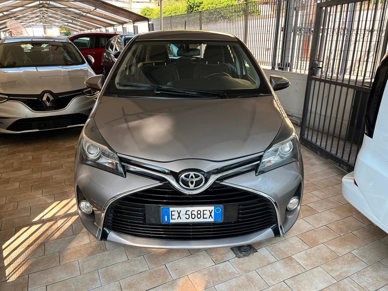 Toyota Yaris 1.4 D-4D 5 porte Lounge