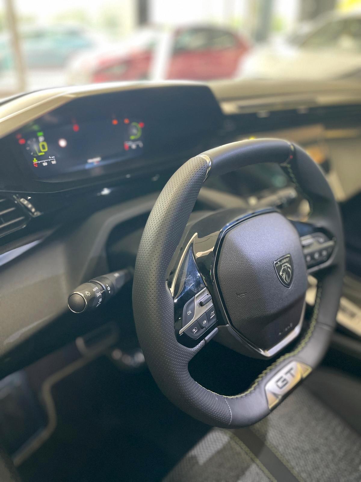 Peugeot 308 Hybrid 145 e-DCS6 GT