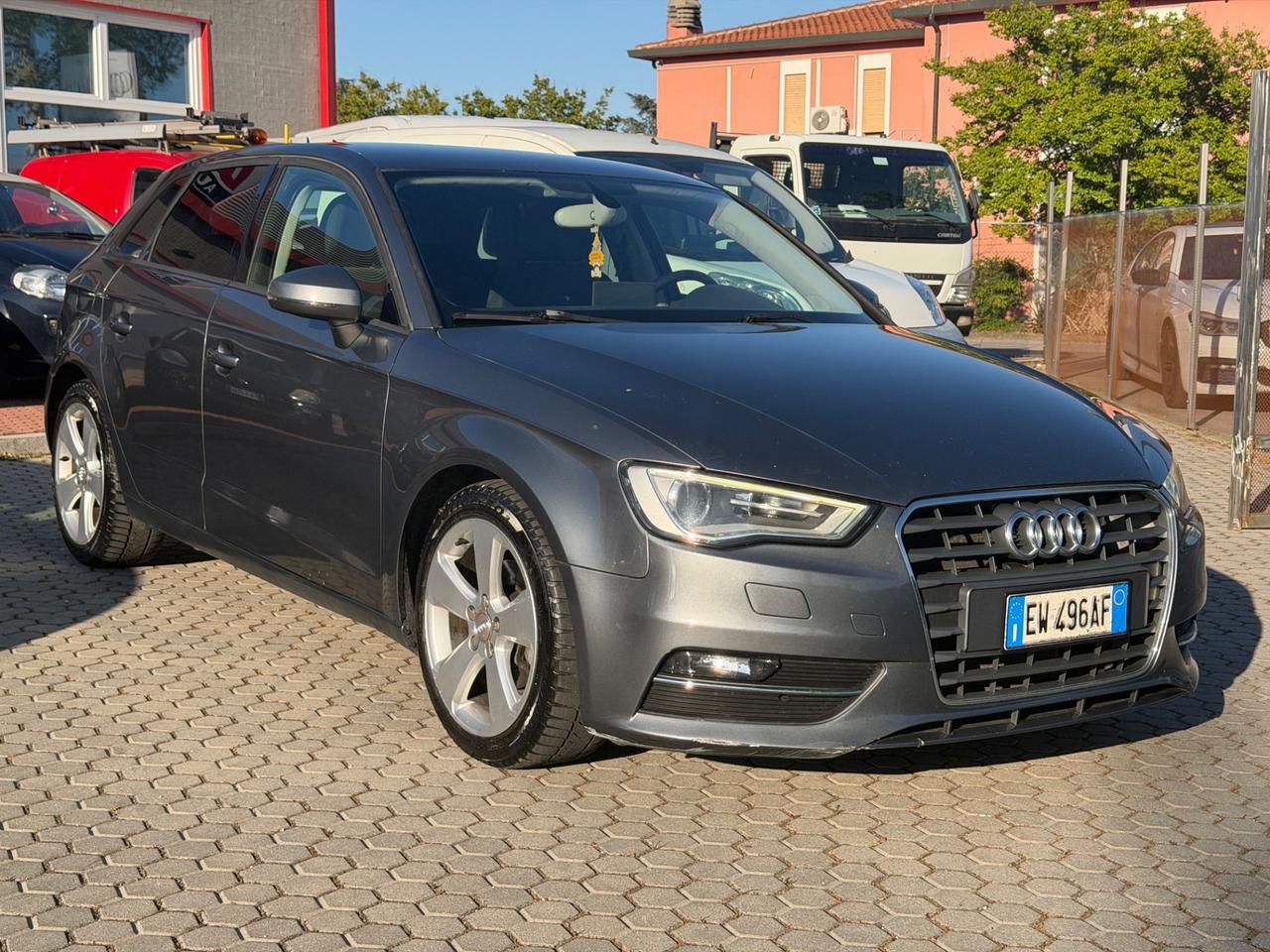 Audi A3 1.6 TDI clean diesel S tronic Ambition