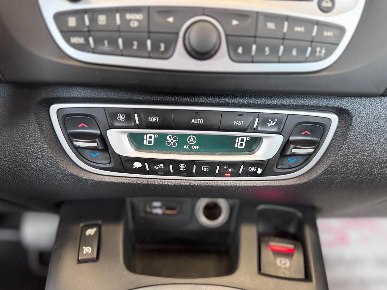 Renault Scenic Scénic X-Mod 1.6 dCi 130CV Luxe