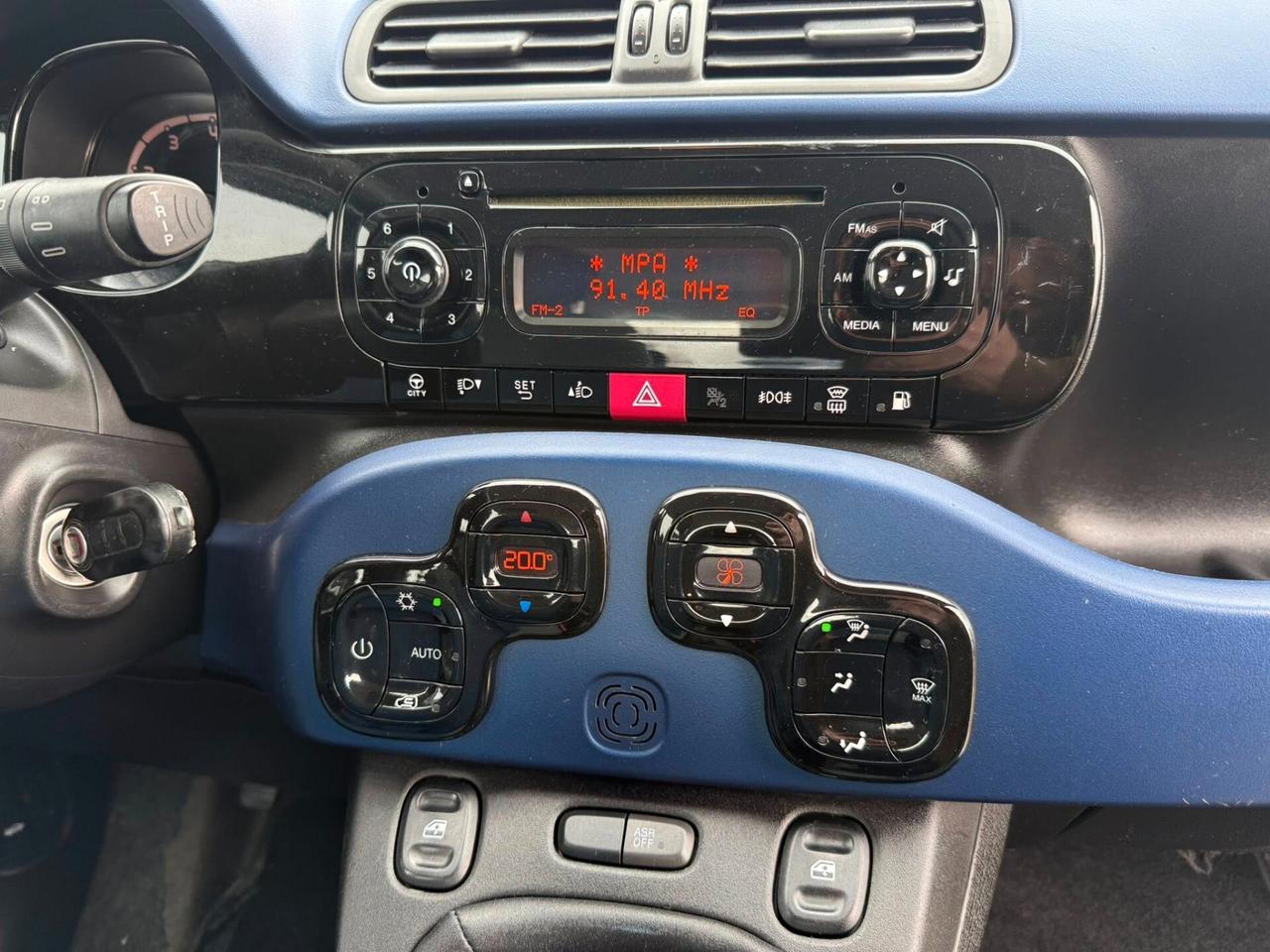 Fiat Panda 0.9 Benzina-Metano (LOUNGE)