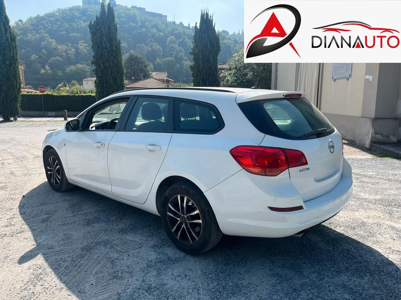 Opel Astra 2.0 CDTI 165CV Station Wagon Cambio Automatico