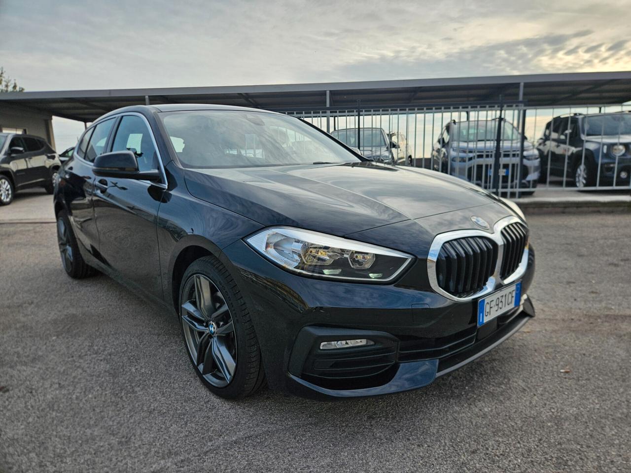 Bmw 116 116d 5p. Business Advantage