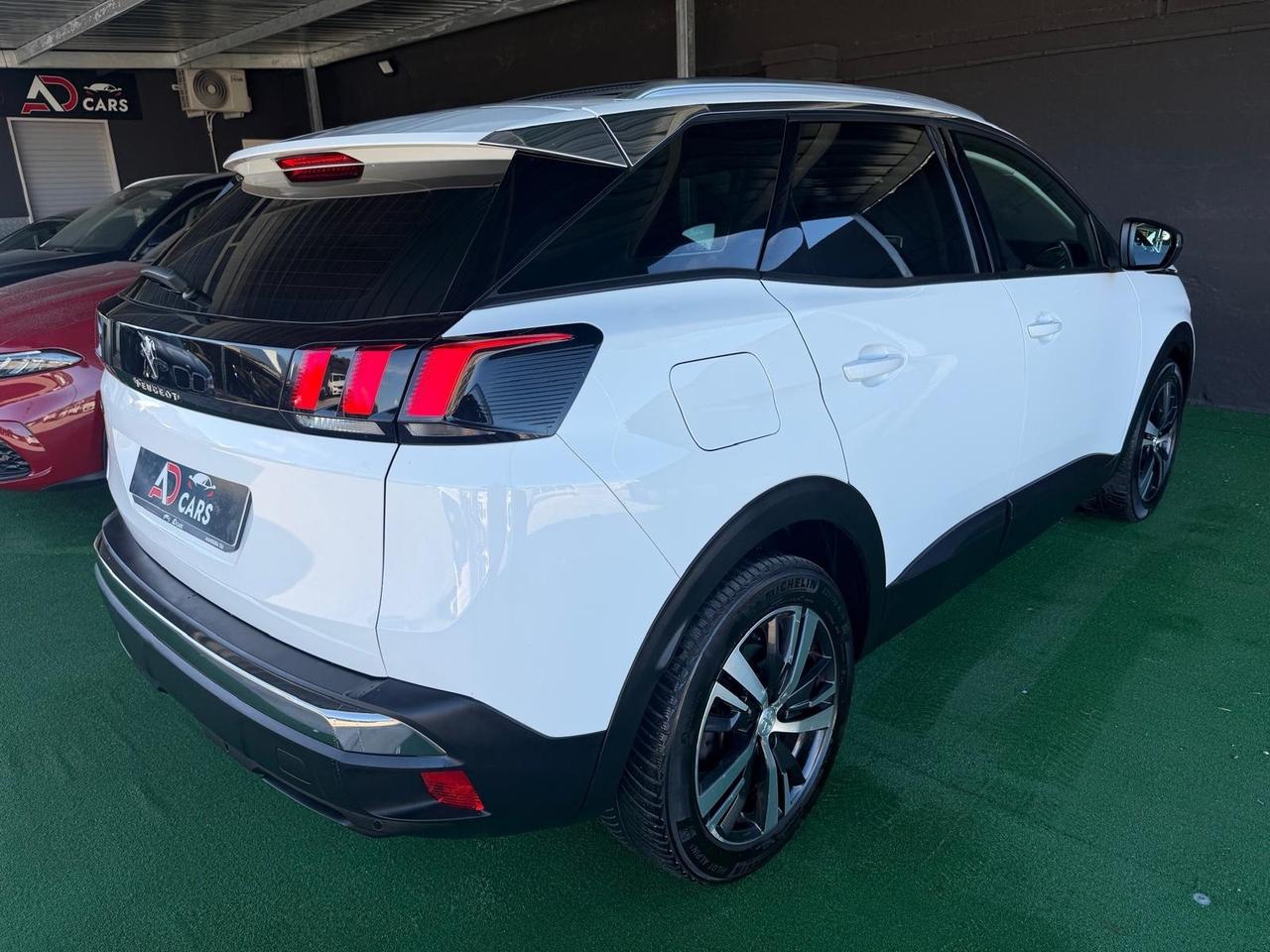Peugeot 3008 BlueHDi 130 EAT8 Allure