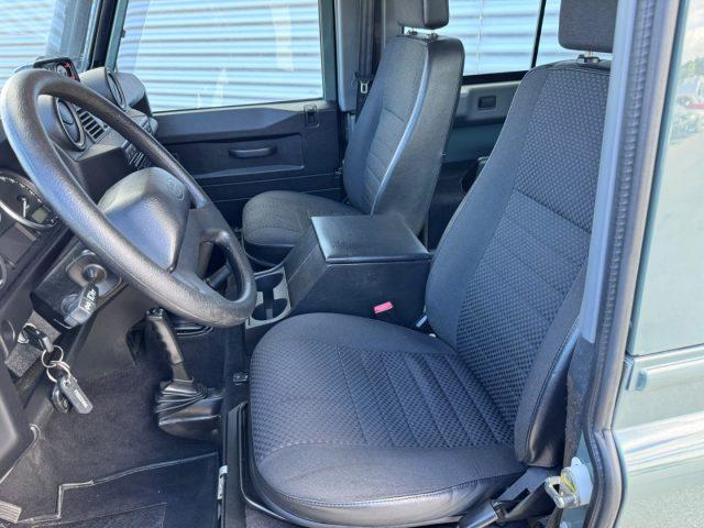 LAND ROVER Defender 90 2.4 TD4 Station Wagon SE ITALIANO VETTURA