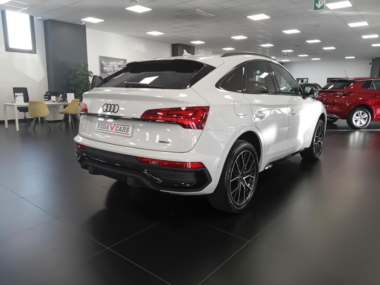 Audi Q5 40 TDI 204 CV quattro S tronic Identity Black