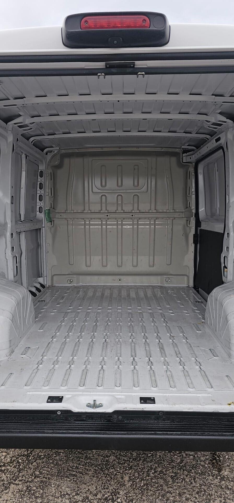 Fiat Ducato passo corto tetto basso 2.2 Mjt 120CV ANN 2022 PERFEETTO !!!