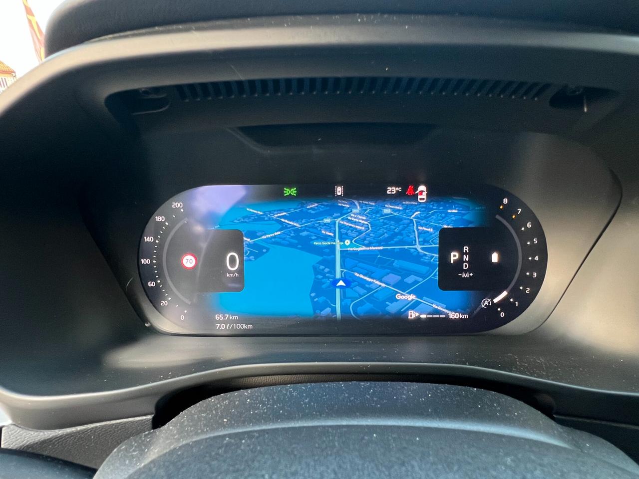 Volvo XC40 B3 automatico Plus Dark