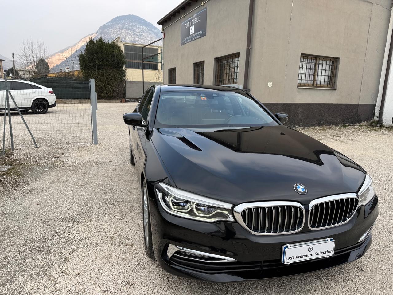 Bmw 520 Serie 5 G30 Berlina 520d Luxury Navi+Led+Pelle