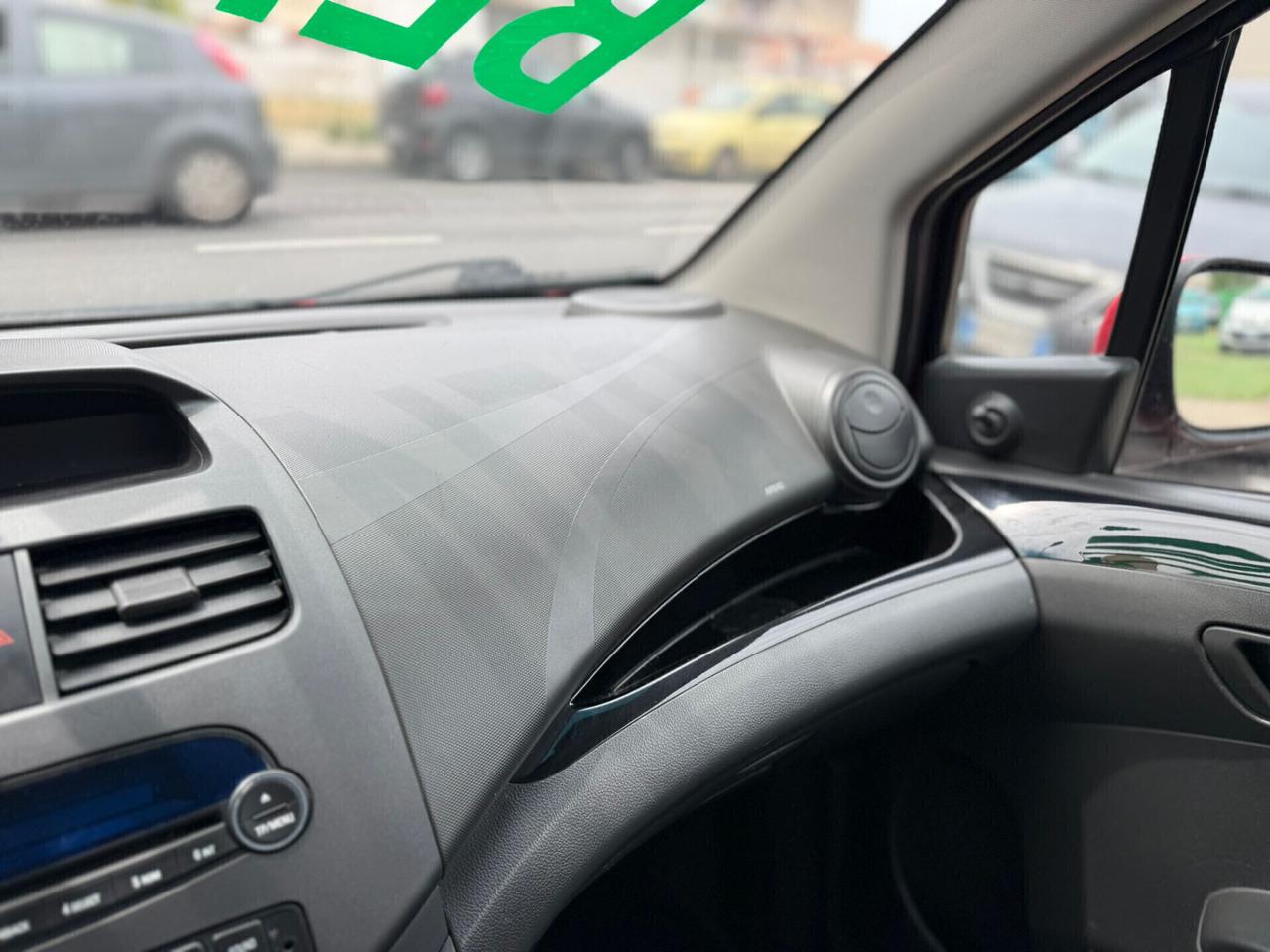 Chevrolet Spark 1.0 LS Plus