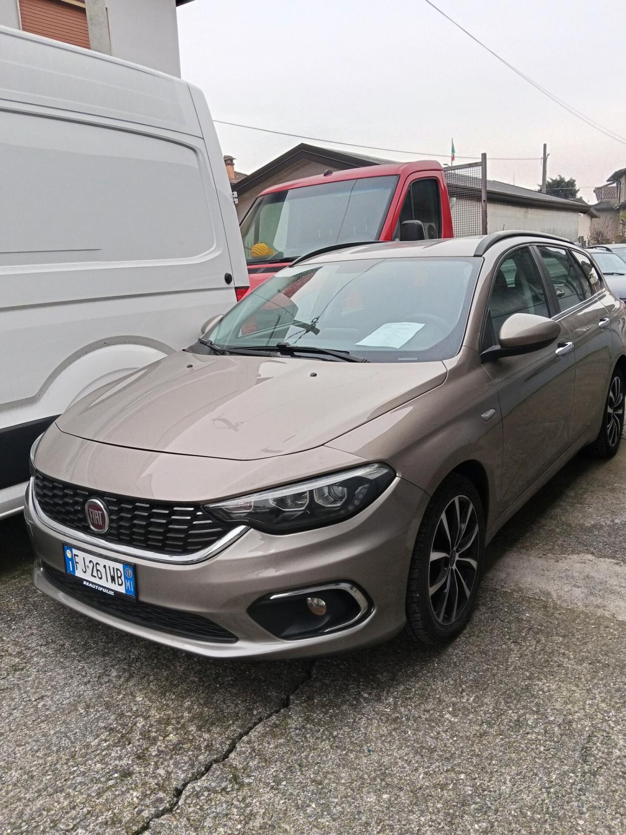 Fiat Tipo 1.6 Mjt S&S SW Lounge