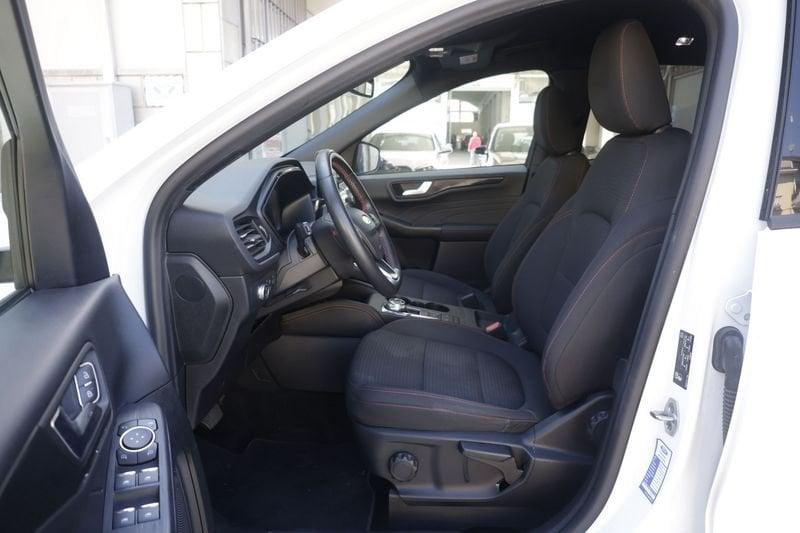 Ford Kuga Ford Kuga 2.5 Benzina FHEV 190CV 2WD ST-Line Aut Unicoproprietario