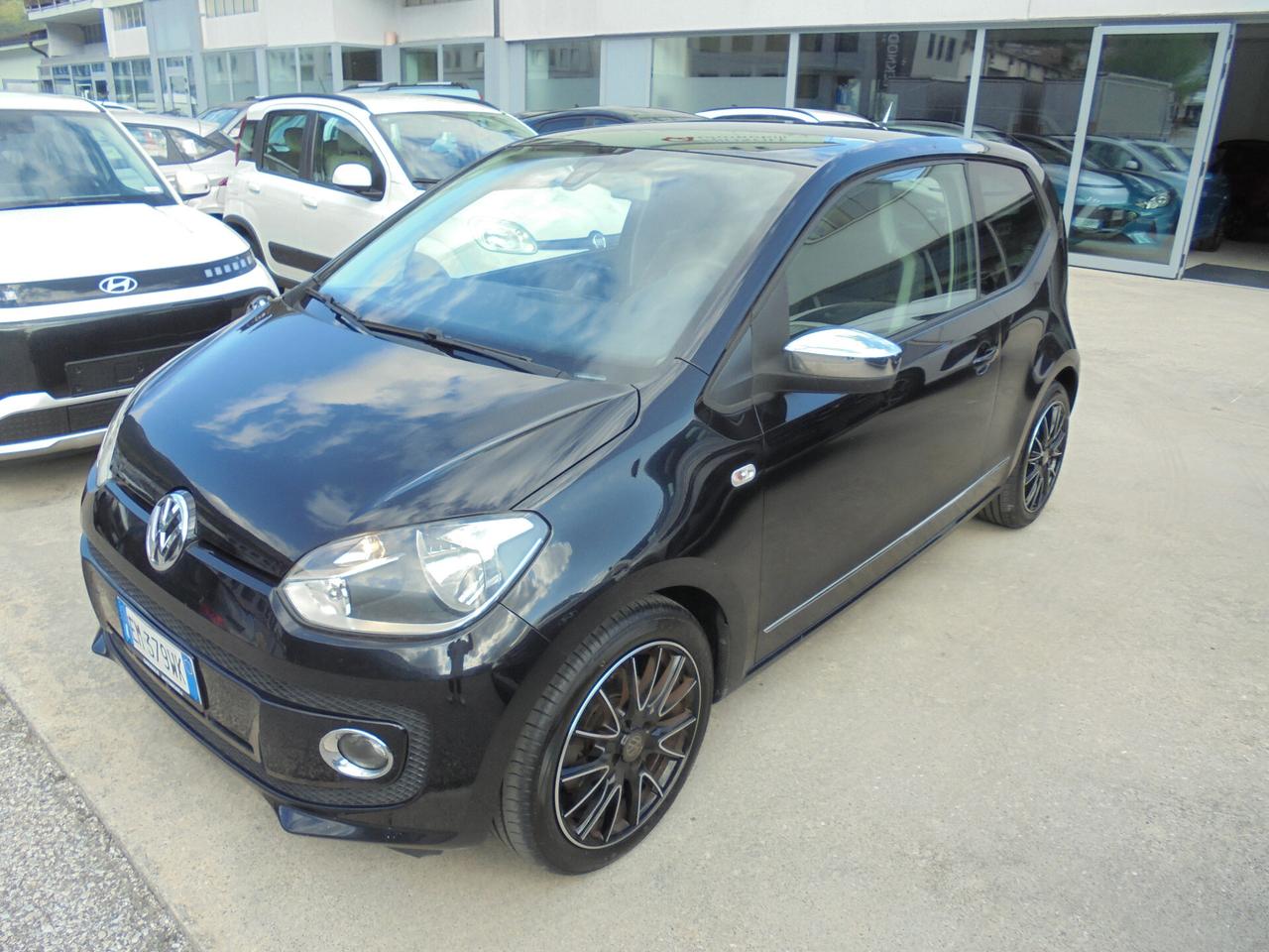 Volkswagen up! 1.0 75 CV 3p. high
