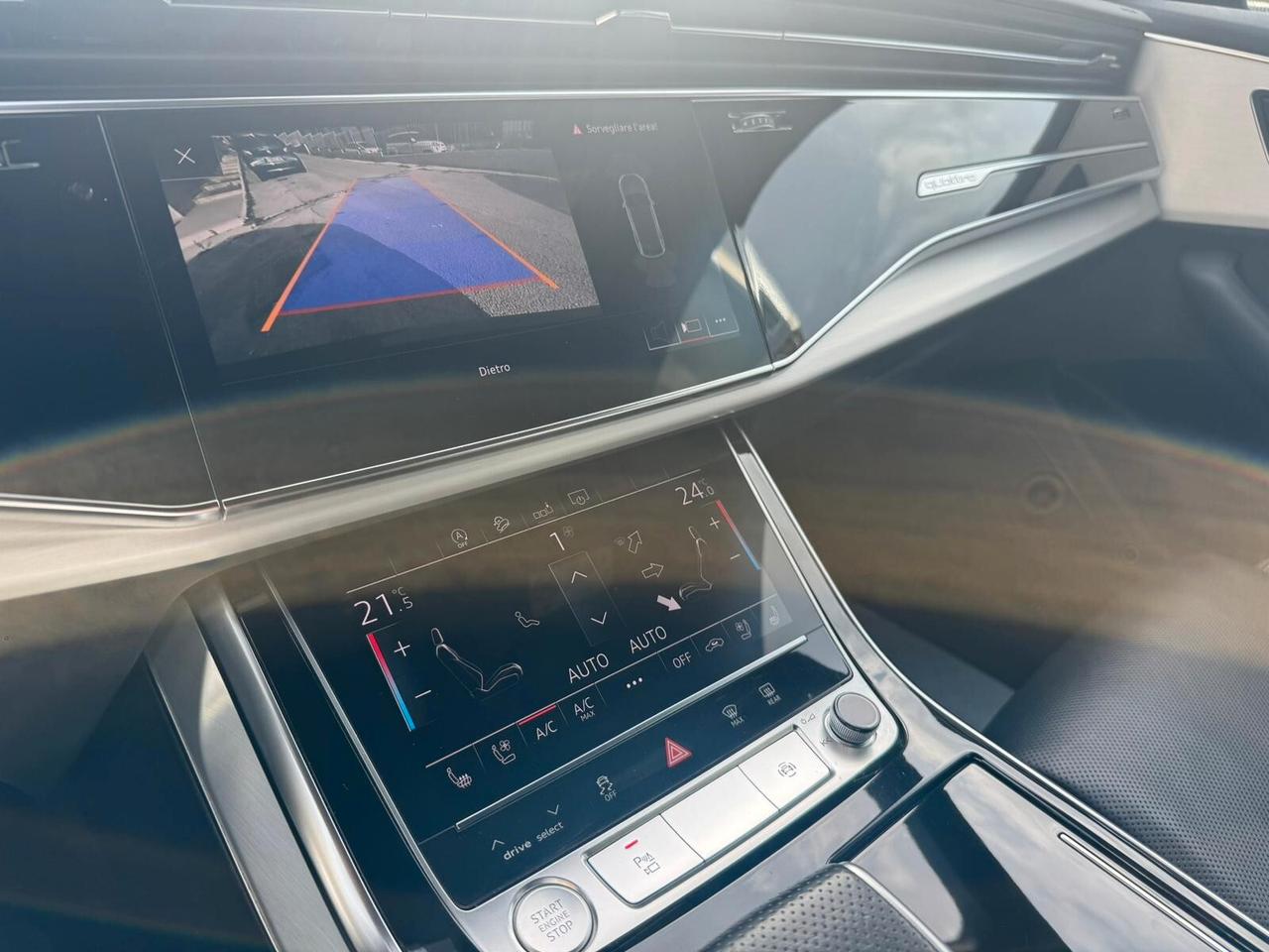 Audi Q8 50 TDI 286 CV quattro tiptronic Sline garanzia