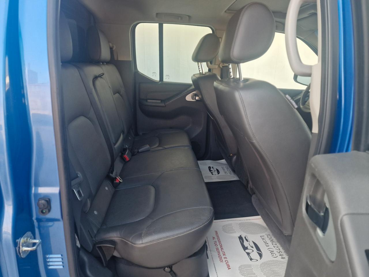 Nissan Navara 2.5 dCi 190CV