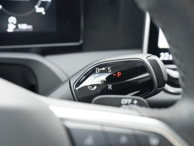Volkswagen Passat Variant Passat Variant 1.5 eTSI DSG Business *IQ-Drive LED NAVI CAMERA GANCIO TRAINO