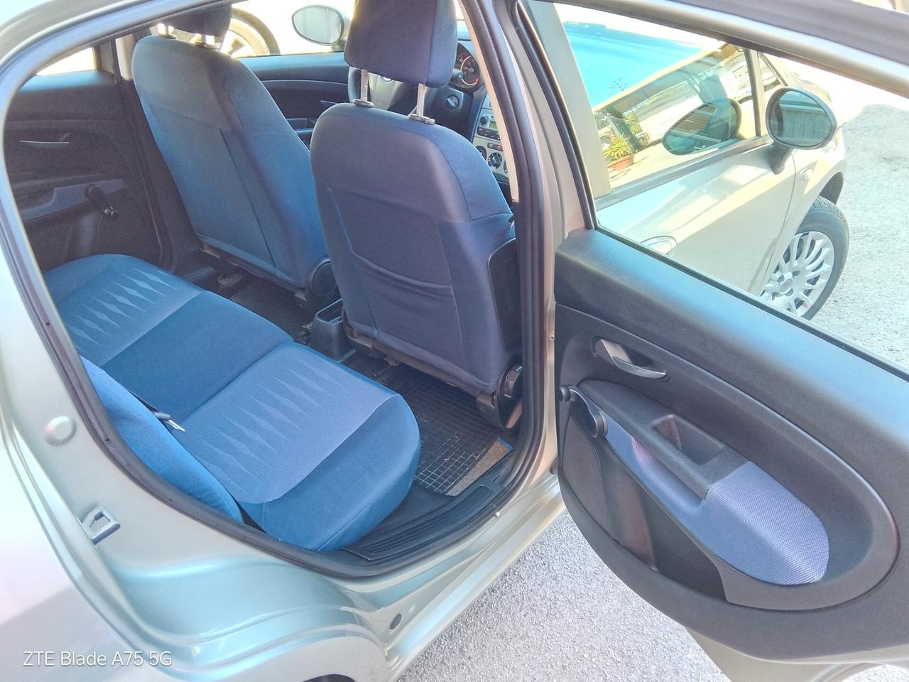 Fiat Grande Punto 1.2 5 porte 2009 12 mesi di garanzia