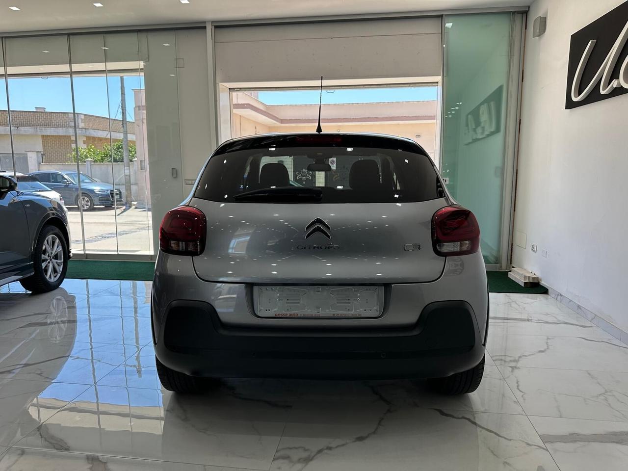 Citroen C3 PureTech 110 S&S Shine Navi+Retrocamera
