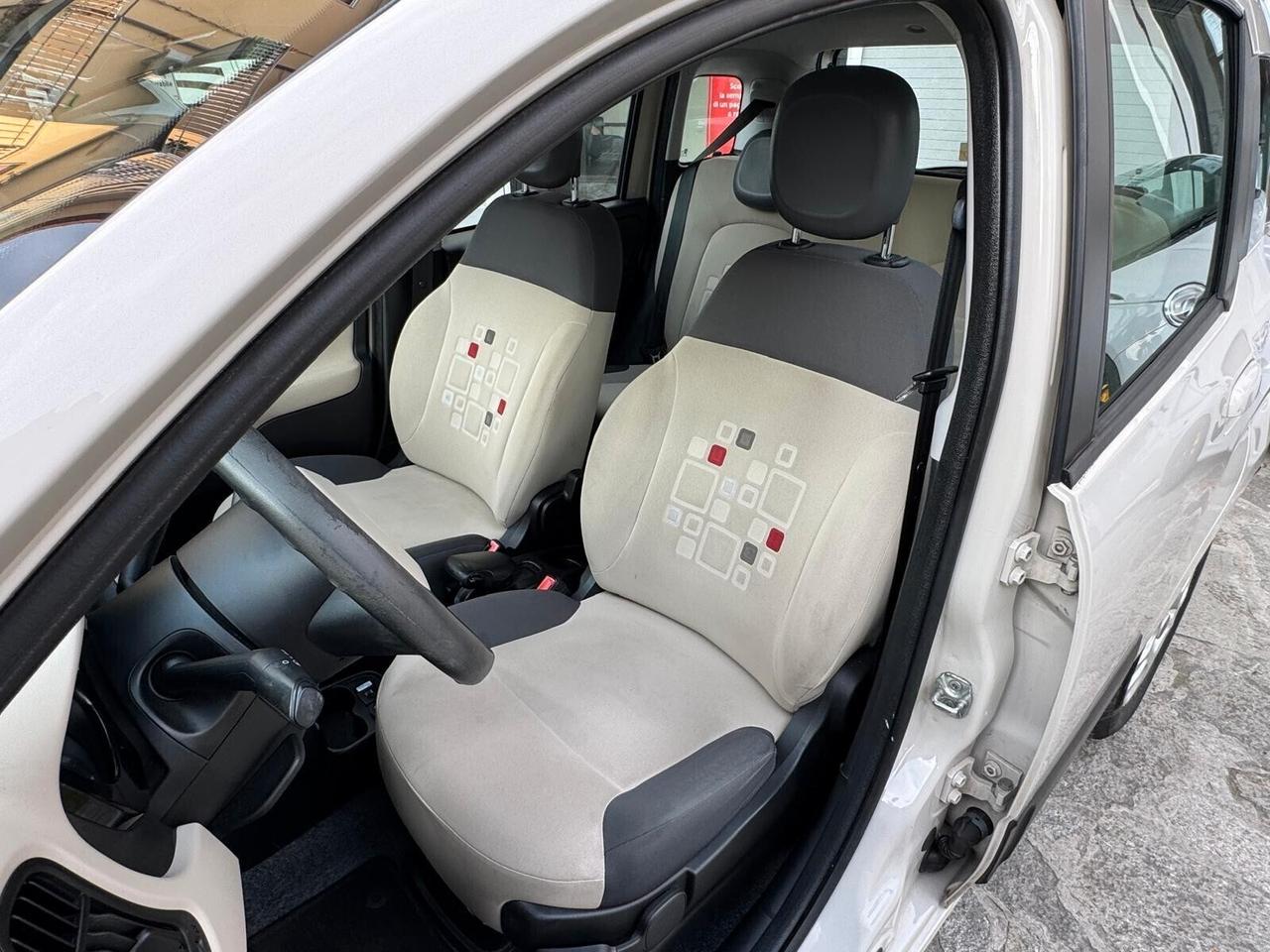 FIAT PANDA 1.2 LOUNGE UNIPROPRIETARIO NEOPAT.