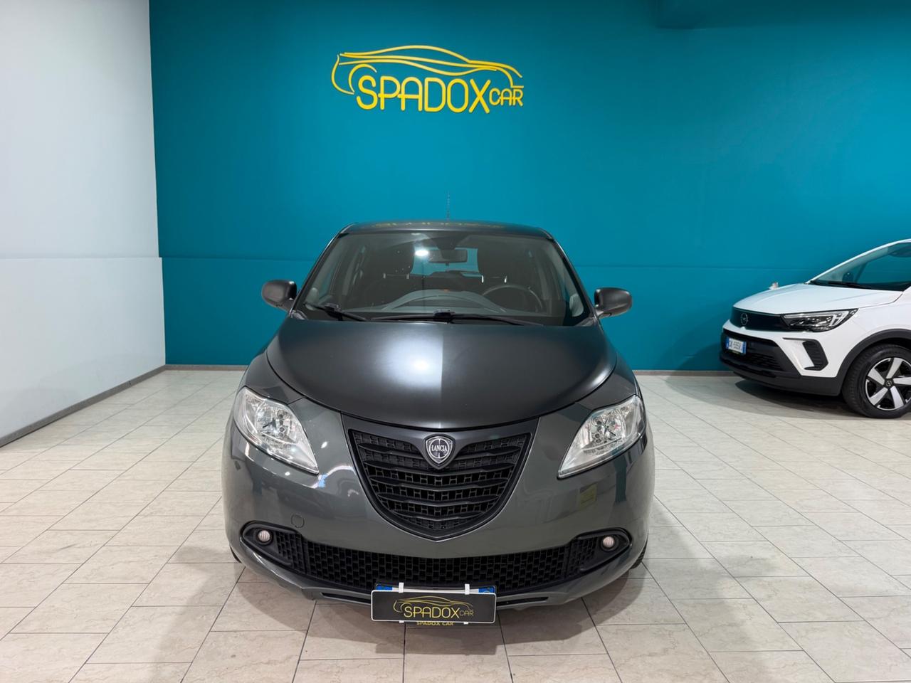 LANCIA YPSILON 1.2 BENZINA MOMO DESIGN S