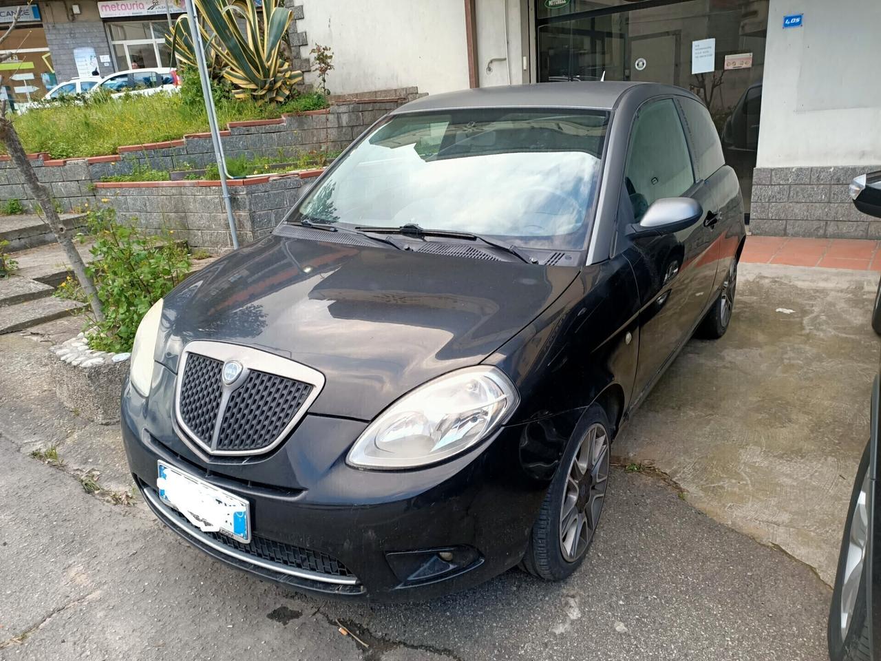 lancia ysilon CON MOTORE RIFATTO A NUOVO Sport MomoDesign 2008