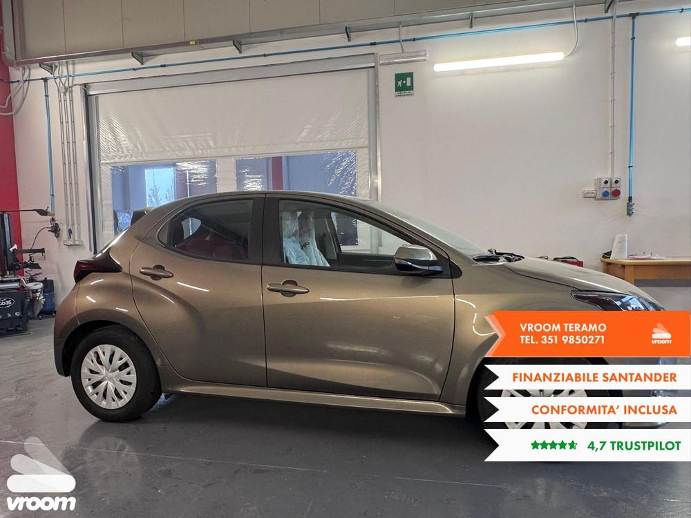 TOYOTA Yaris 1.0 5 porte Business