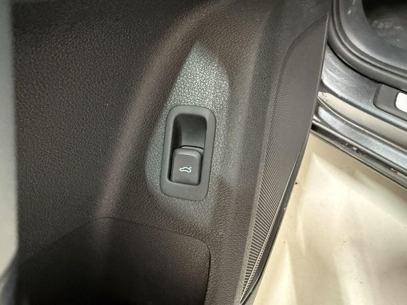 Audi Q2 Q2 35 TDI S-Tronic S-Line Edition