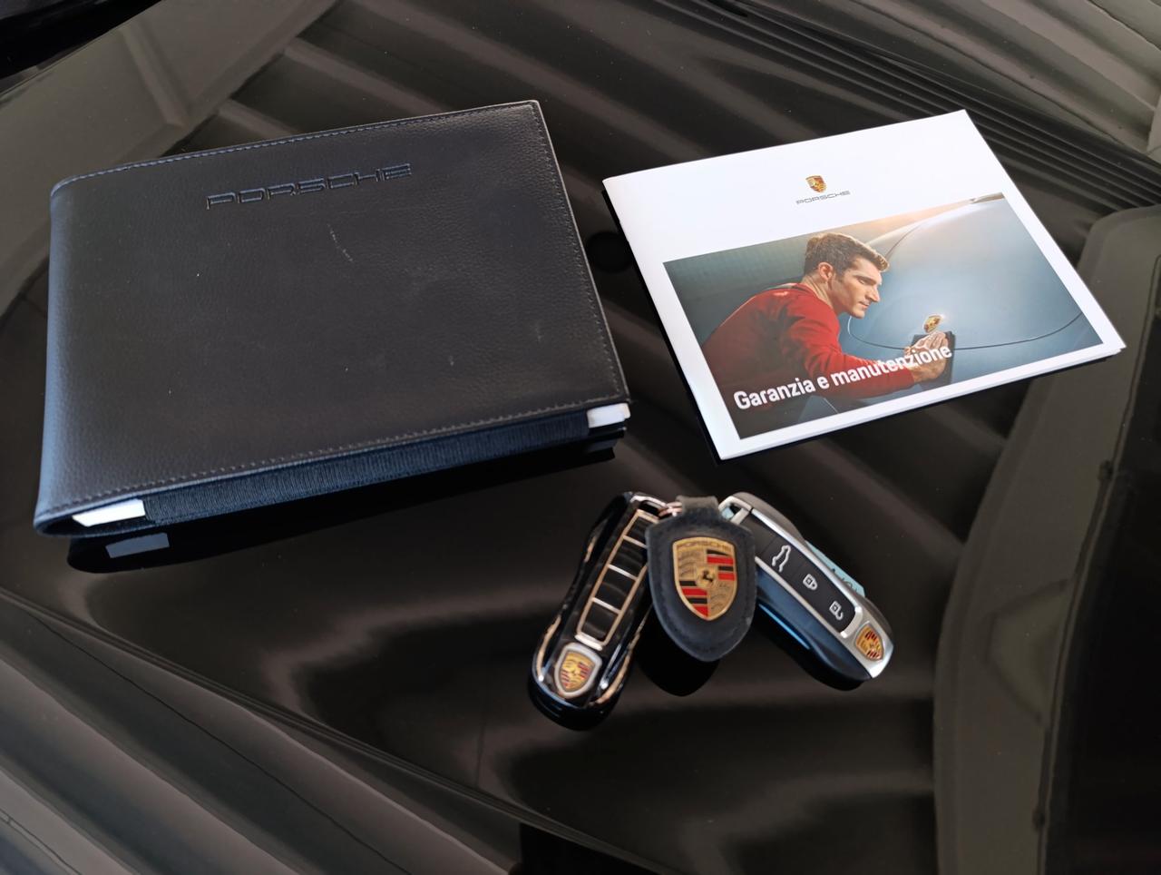Porsche Cayenne Coupe 3.0 e-hybrid 5p.ti tiptronic