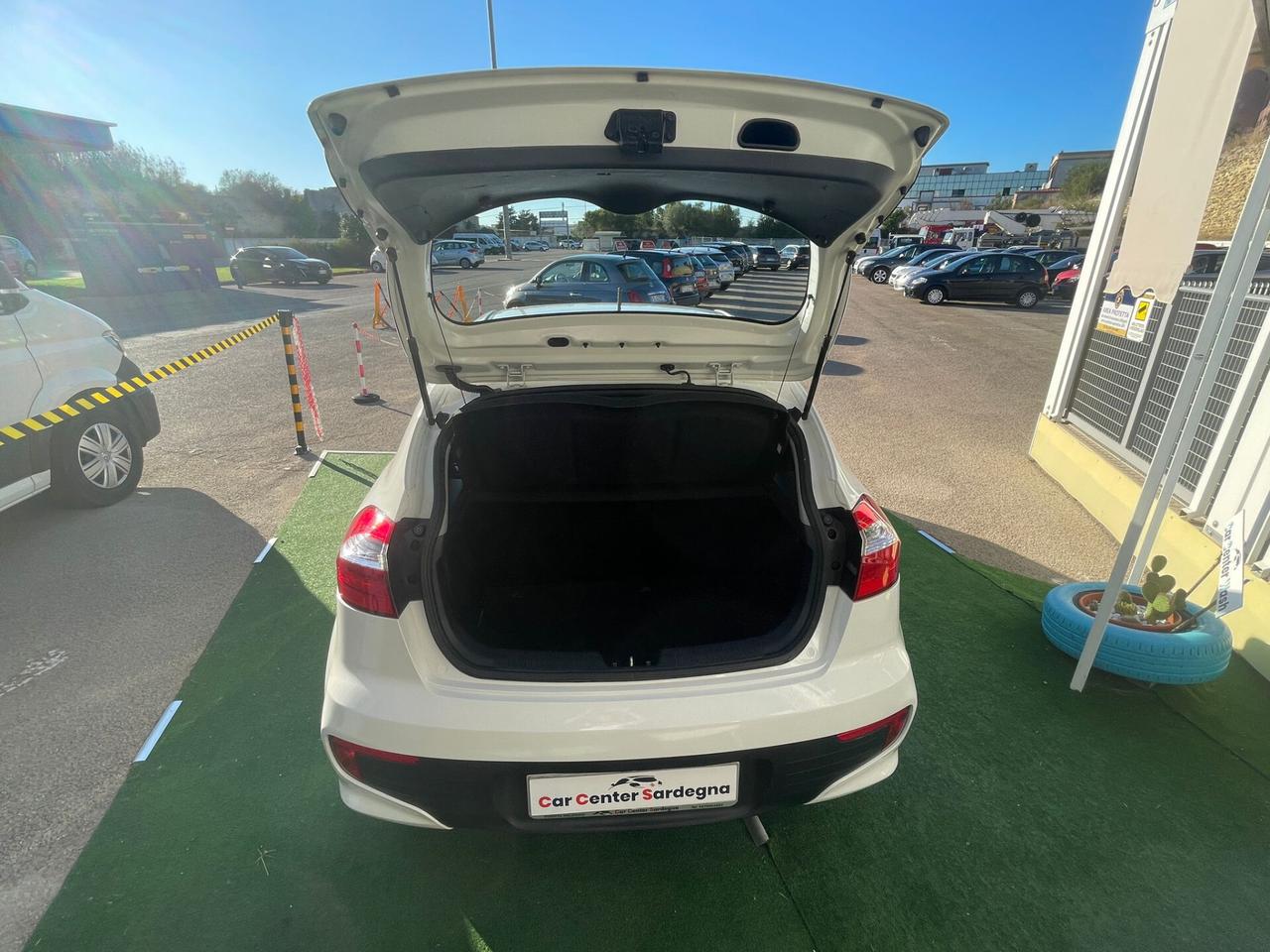 Kia Rio 1.2 CVVT 5p. Cool