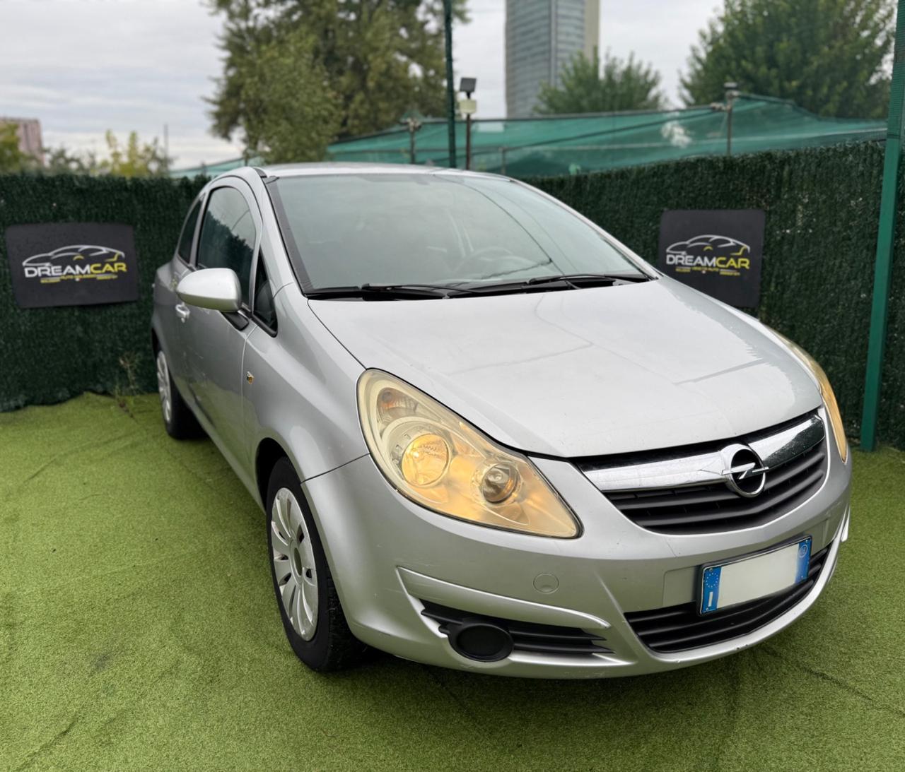Opel CORSA 2008 1.2 BENZINA NEOPATENTATI COUPE