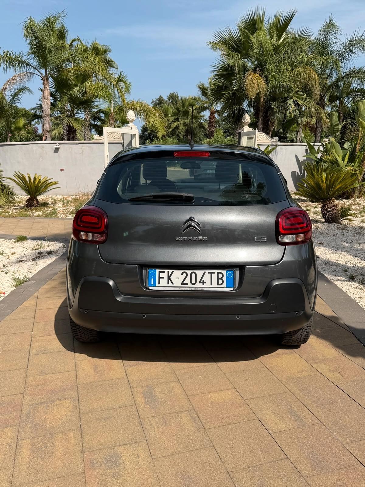 Citroen C3 1.2 PureTech Shine 82CV