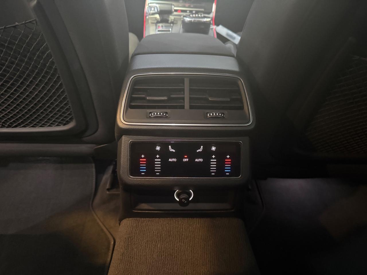 Audi A6 Avant 40 2.0 TDI S tronic Business