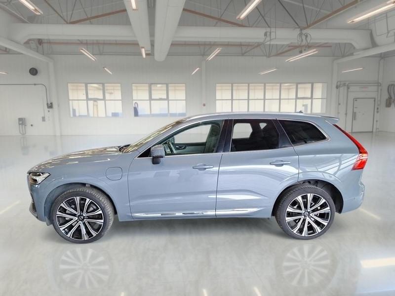 VOLVO XC60 T6 PLUG-IN AWD AUTO RECHARGE INSCR. SUV