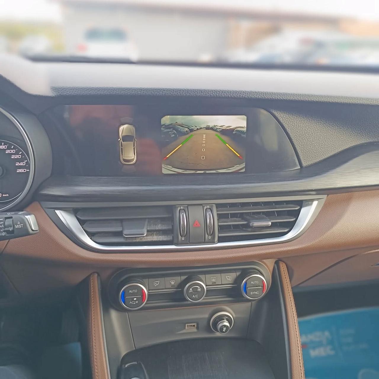 Alfa Romeo Stelvio Q4 210CV