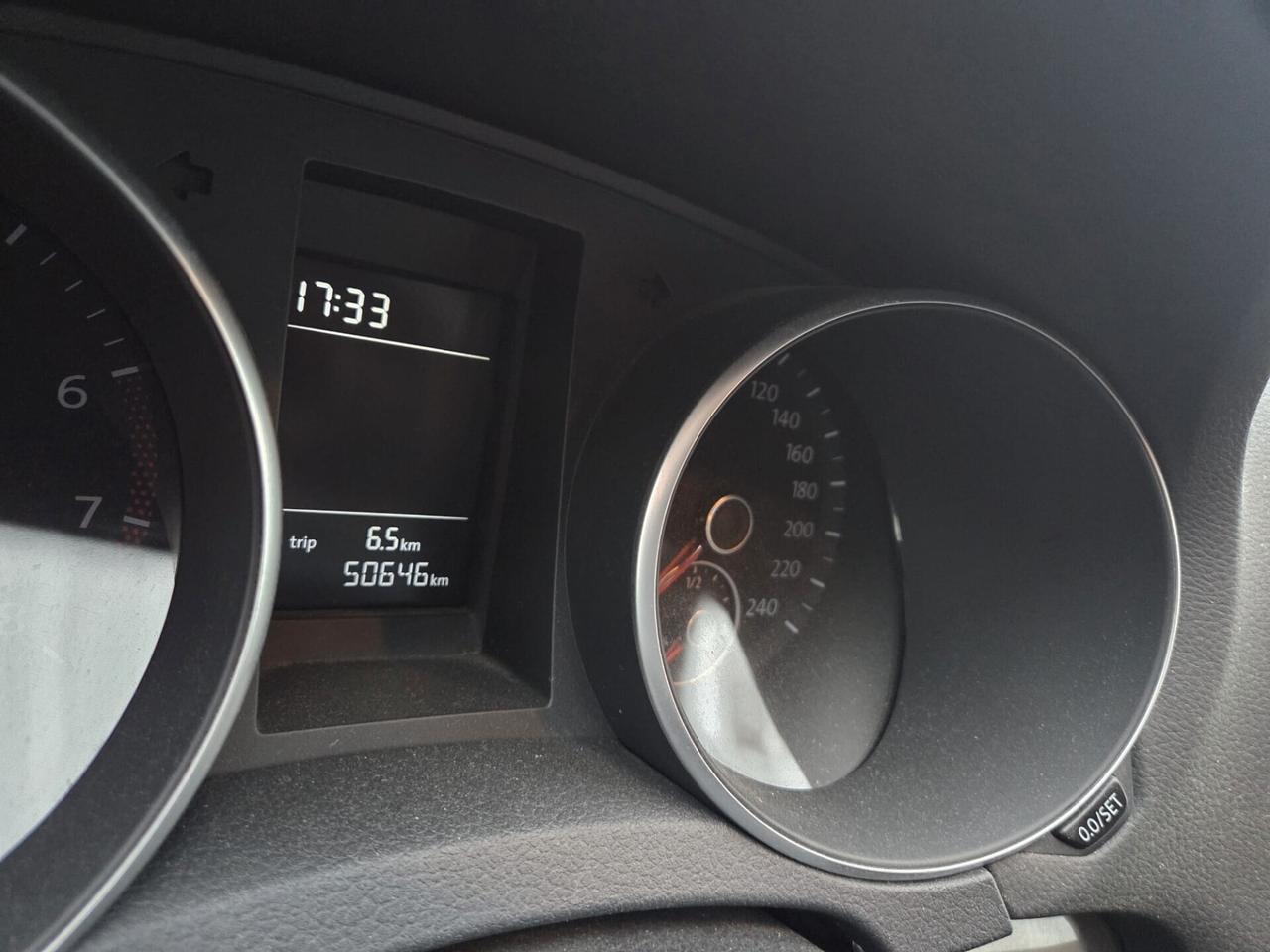 Volkswagen Golf POCHI KM - 2011