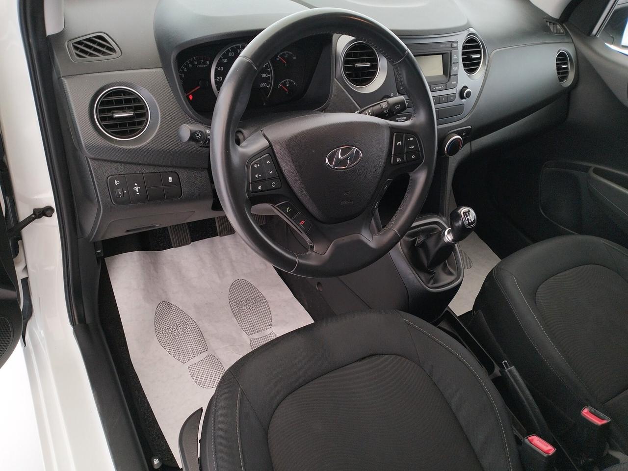 Hyundai i10 1.0 Advanced - NEOPATENTATI
