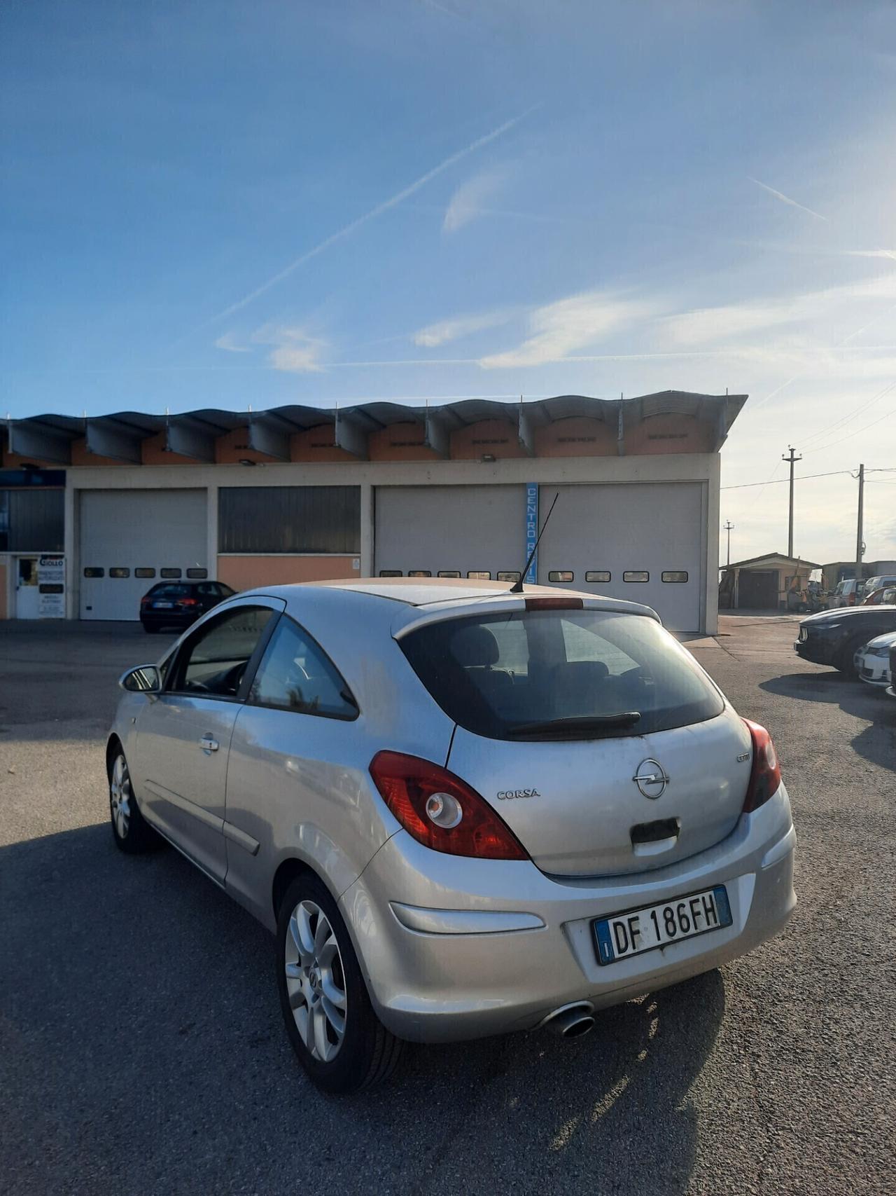 Opel Corsa 1.3 CDTI 90CV 3 porte OK NEOPATENTATI
