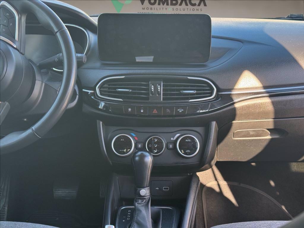 FIAT Tipo 5p 1.5 t4 hybrid Cross 130cv dct del 2022