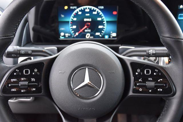 MERCEDES-BENZ GLB 180 d Automatic Sport
