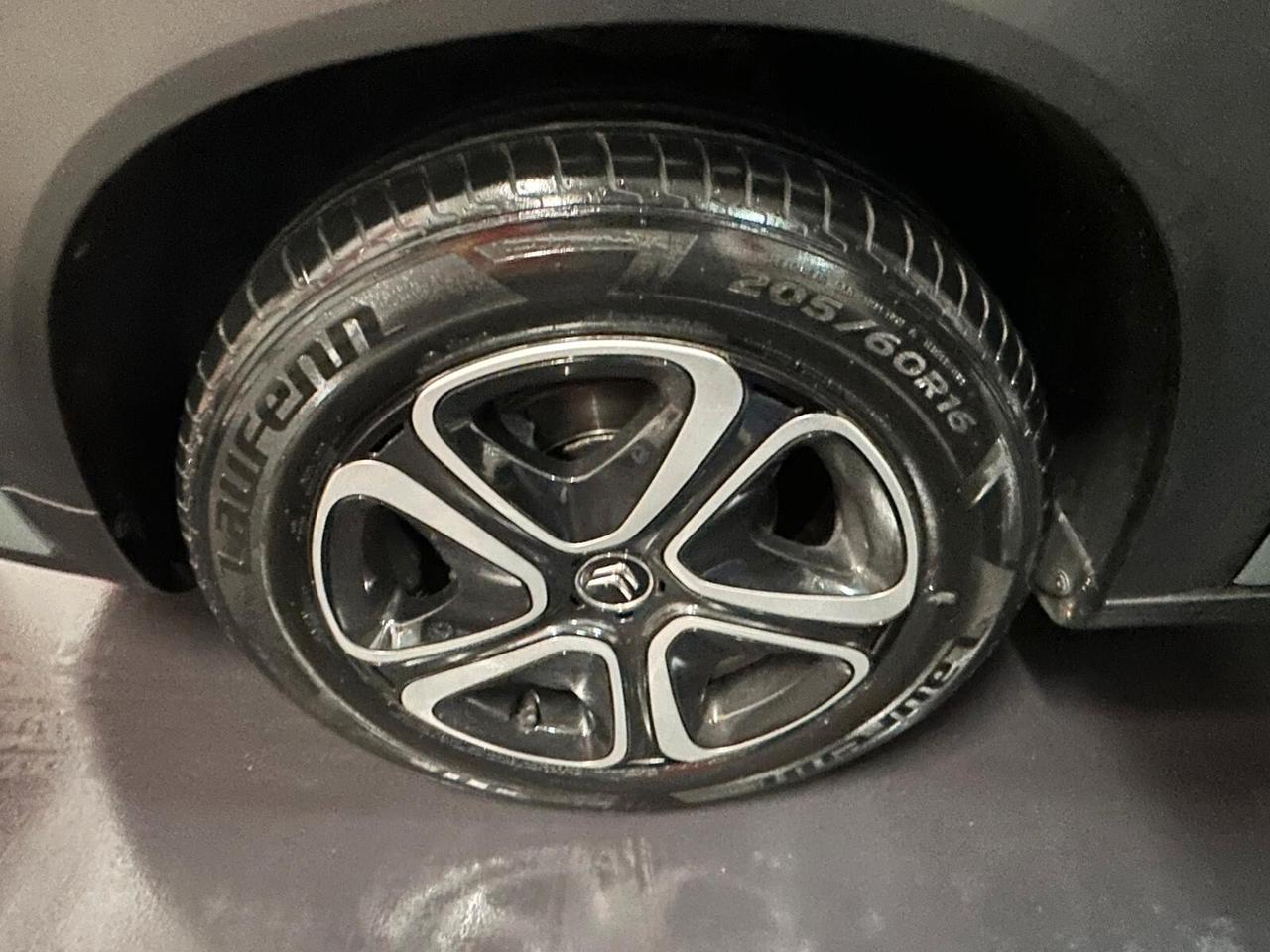 Citroen C3 Aircross BlueHDi 110 S&S Shine Pack