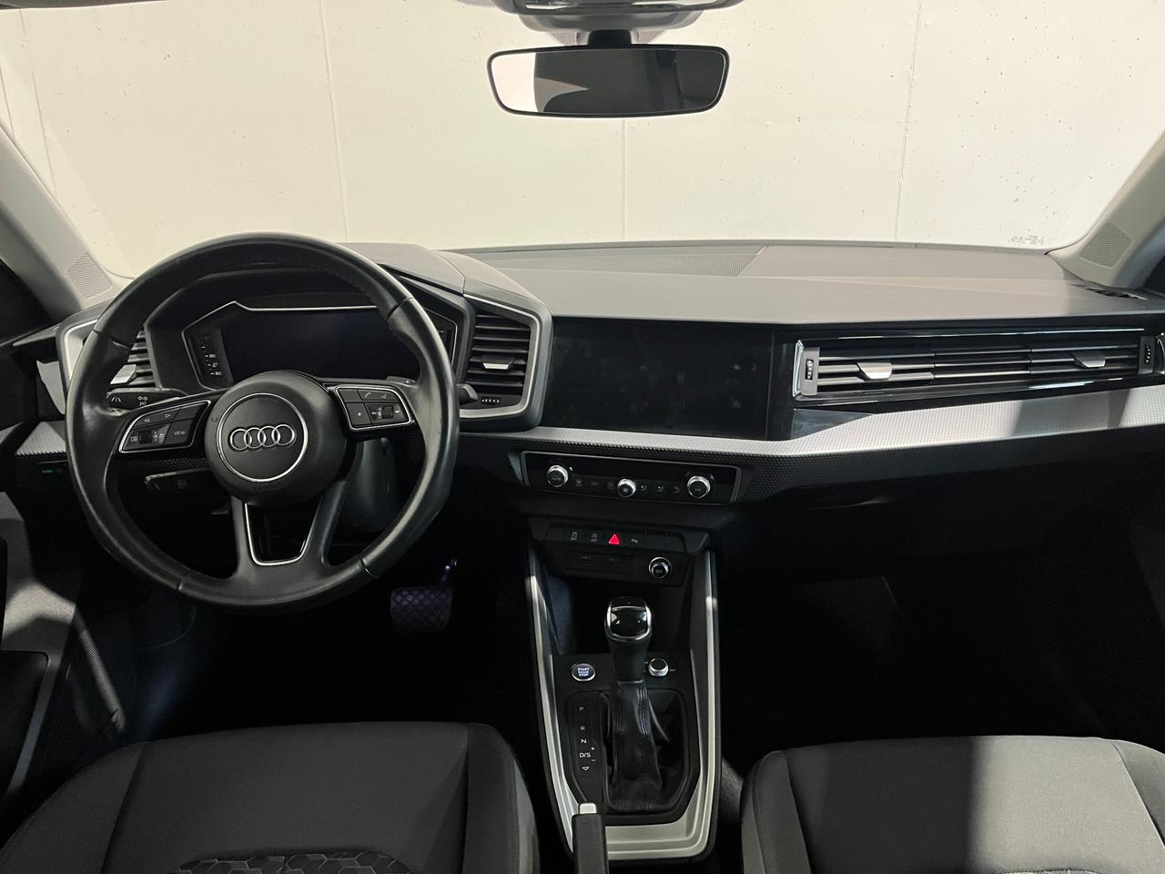 AUDI A1 SPORTBACK 35 TFSI S-TRONIC S-LINE EDITION