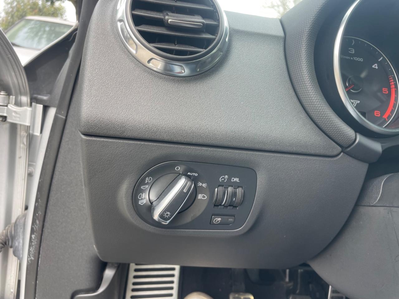 Audi TT Coupé 2.0 TDI quattro Advanced plus XENO NAVI