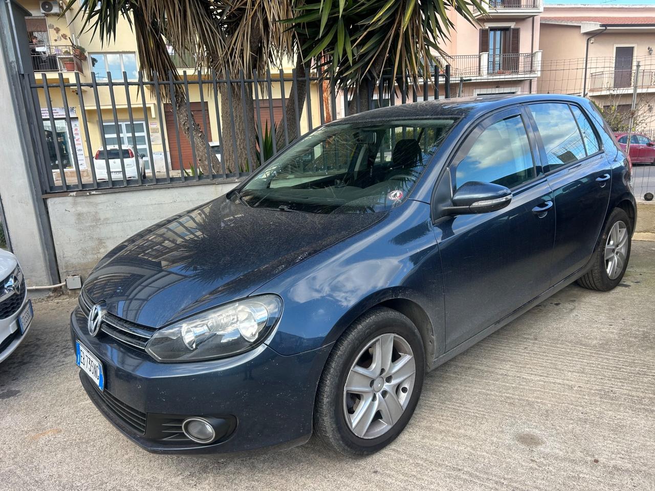 Volkswagen Golf 1.6 TDI DPF 5p. Highline