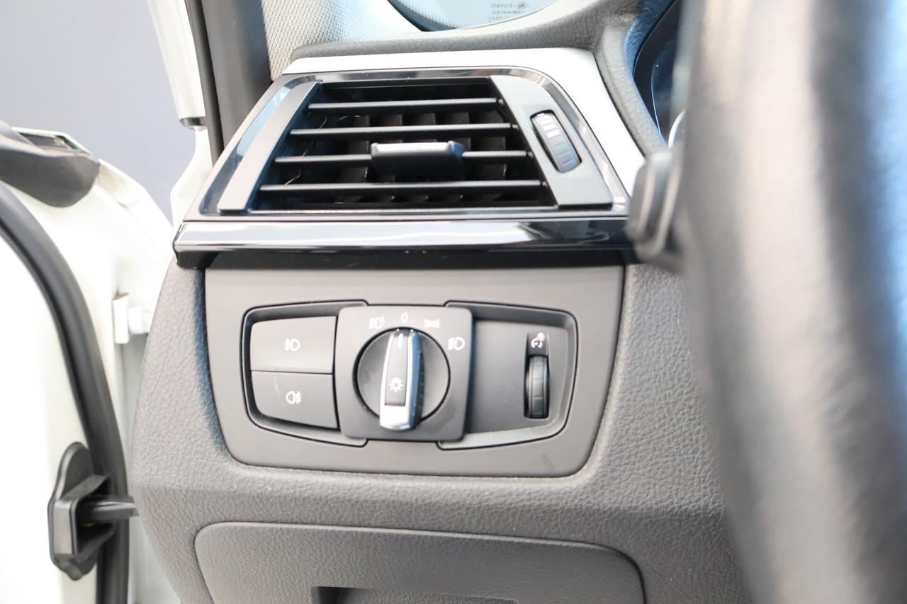 Bmw 318d Touring Sport automatica