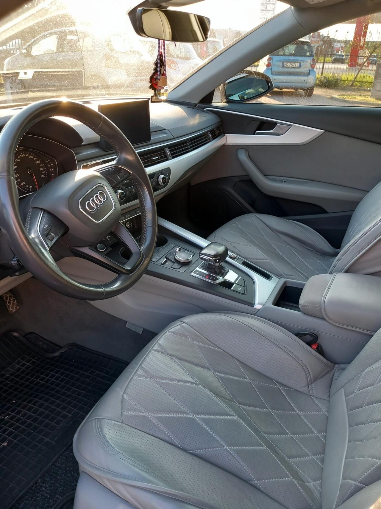 Audi A4 2.0 TDI 150 CV S tronic Business