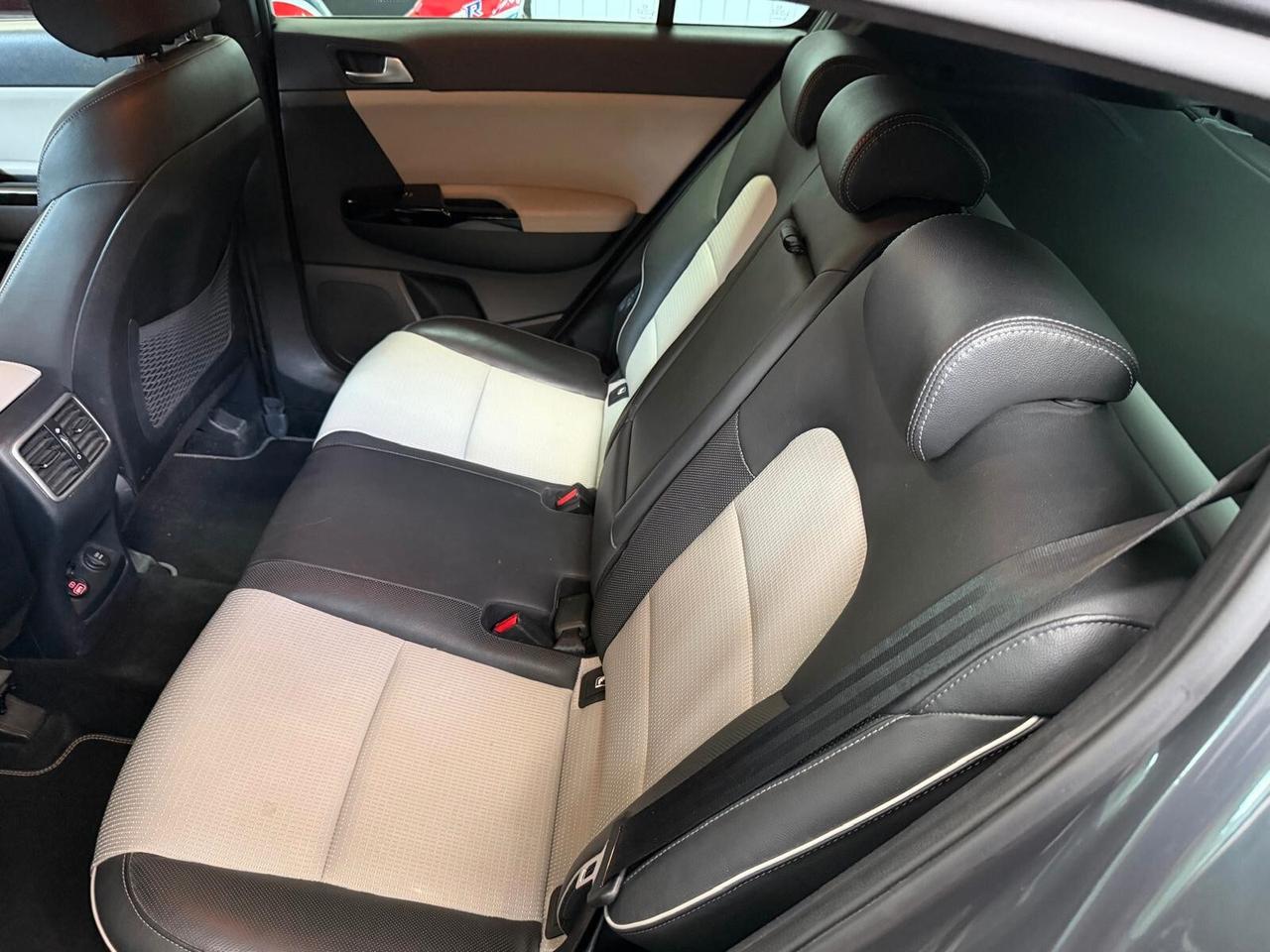 Kia Sportage 1.6 CRDI 136 CV 2WD GT Line