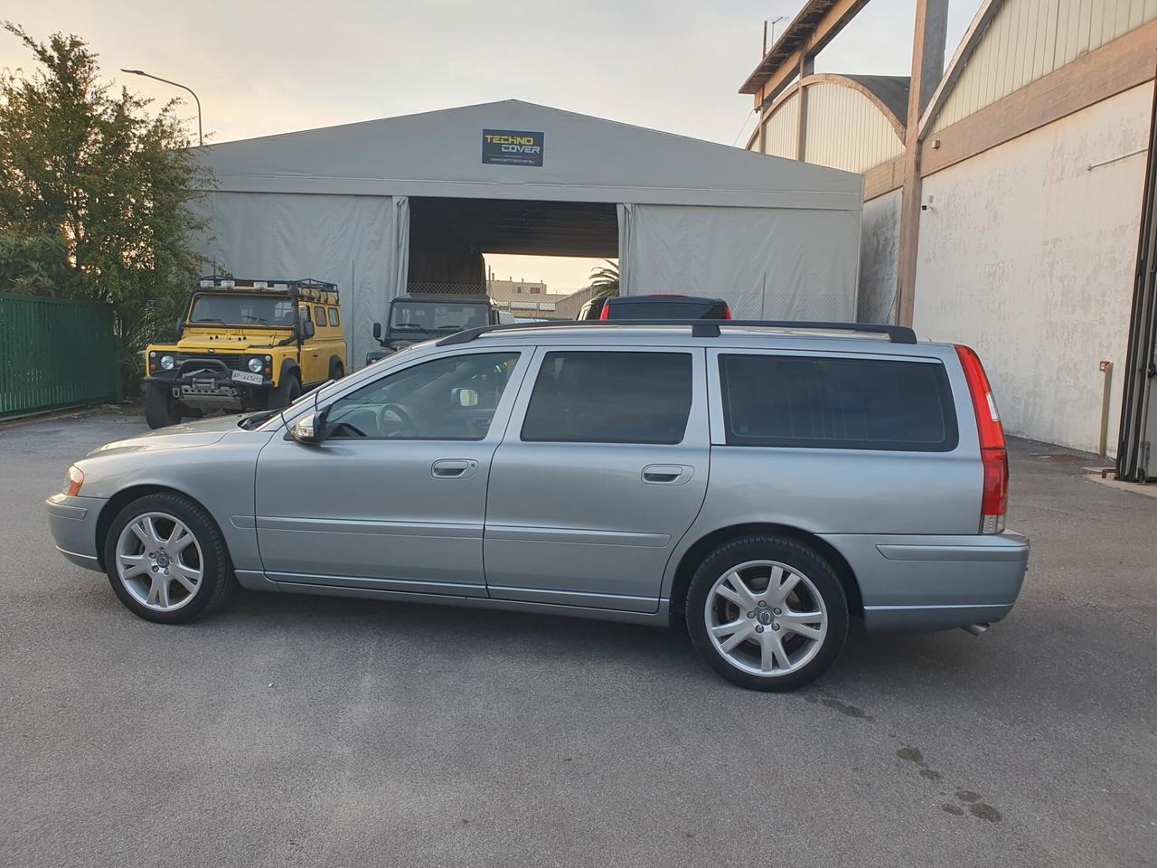Volvo V70 2.4 D5 Summum manuale 6m 2007