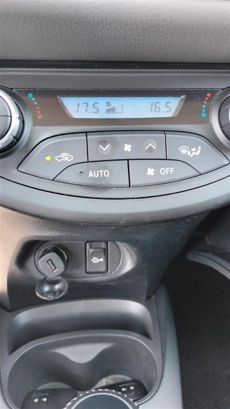 Toyota Yaris 1.5 Hybrid 5 porte Active