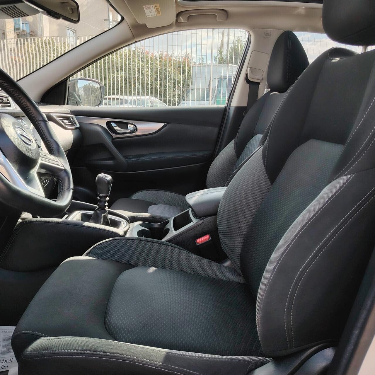 Nissan Qashqai 1.5 dCi Visia